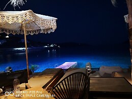 Thor & Freyja's of Poseidonia Syros Holiday House