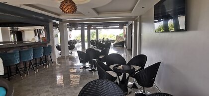 Le tsuba Grand Hotel