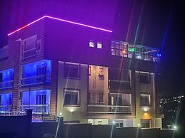 JB suites and lounge