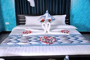 JB suites and lounge