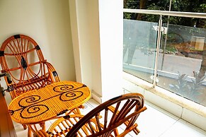 Luxury 4 Bedroom with a Rooftop Pool