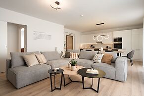 Seven Hills, Boutique Apartments