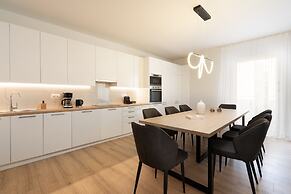 Seven Hills, Boutique Apartments