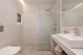 Seven Hills, Boutique Apartments