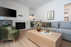 Seven Hills, Boutique Apartments