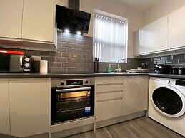 StayCrewe Apartments