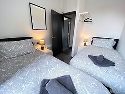 StayCrewe Apartments