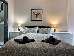 StayCrewe Apartments