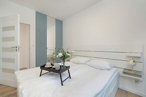 Krakow Podgorze by Renters