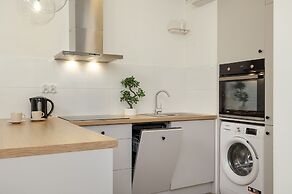 Krakow Podgorze by Renters