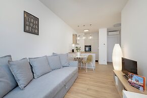 Krakow Podgorze by Renters