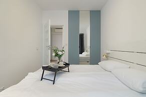 Krakow Podgorze by Renters