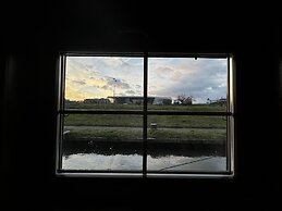 The Boat - Hostel&Chill