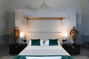Palazzo Durazzo Suites