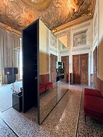 Palazzo Durazzo Suites