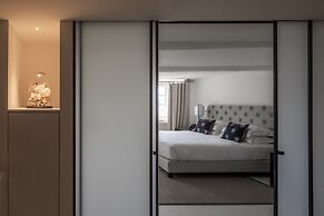 Palazzo Durazzo Suites