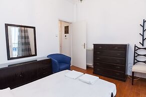Stay in Style Central Apt near Acropolis