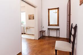 Stay in Style Central Apt near Acropolis