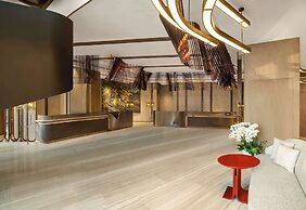 Hilton Saigon