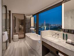 Hilton Saigon