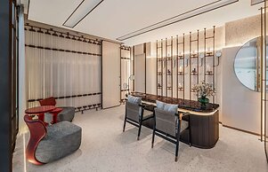 Hilton Saigon
