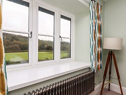 Knowle House