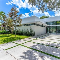 Lux Villa With Pool Wynwood House by Rovetravel