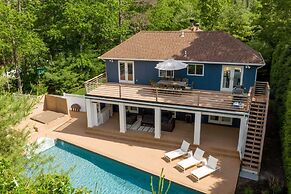 Heated Pool Hot tub Beachwood Cove by Rovetravel