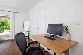 Heated Pool Hot tub Beachwood Cove by Rovetravel