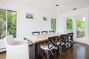 Heated Pool Hot tub Beachwood Cove by Rovetravel