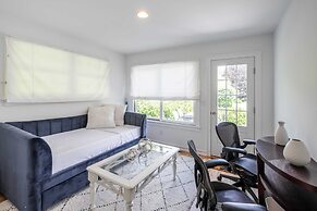 Heated Pool Driftwood Cottage by Rovetravel