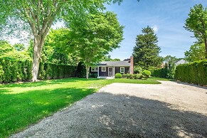 Heated Pool Driftwood Cottage by Rovetravel