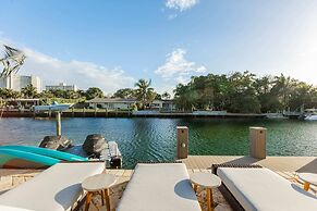 Waterfront w Dock Grace Harbor by Rovetravel