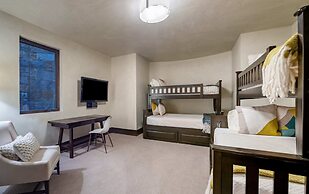 10 Acre Enclave TBD by Rovetravel