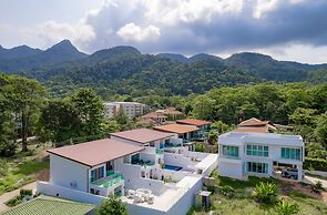 Koh Chang Luxury Pool Villas