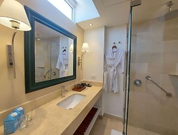 Hotel Cerca al Mar HC-F Con Desayuno