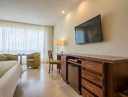 Hotel Cerca al Mar HC-F Con Desayuno