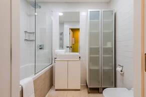 Beautiful Canal-side Flat in Hackney