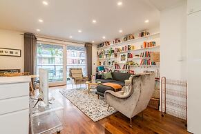 Beautiful Canal-side Flat in Hackney