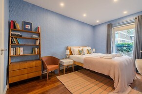 Beautiful Canal-side Flat in Hackney