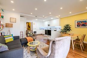 Beautiful Canal-side Flat in Hackney