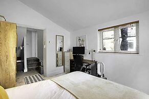 Beautiful Abode In the South West