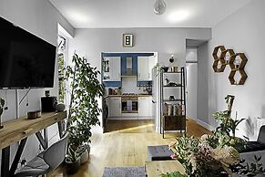 Beautiful Abode In the South West