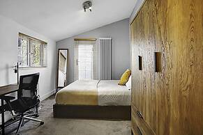 Beautiful Abode In the South West