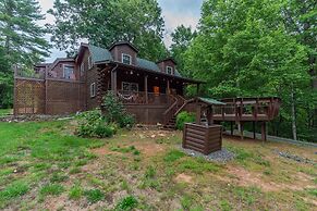 Luxury 5BDR Retreat Log Cabin and Horses
