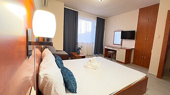 Dezudava Hotel