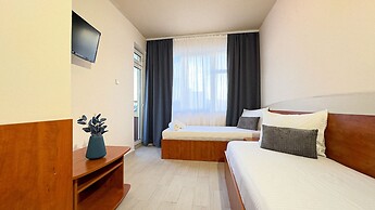Dezudava Hotel