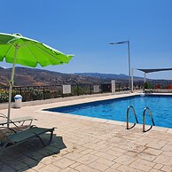 1-bed Studio in Paphos With sea and Mountain Views