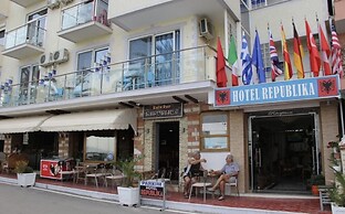 Hotel Republika