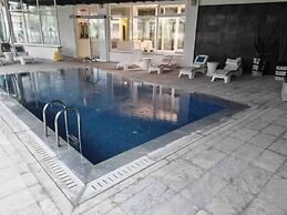 Family-friendly Apartment Just Steps Away From the Sea